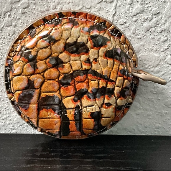 Brahmin LEOPARD CUB MELBOURNE Leather TAPE MEASURE NWOT - Picture 6 of 6